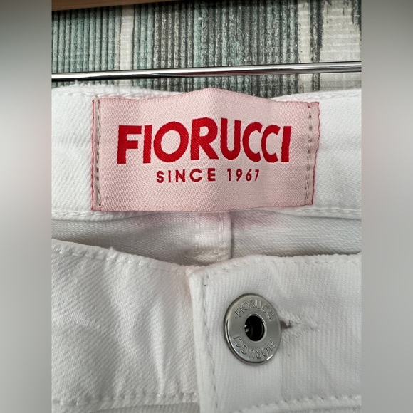 Fiorucci Naomi Campbell - white long flare jeans- 26
40 length - Picture 5 of 9